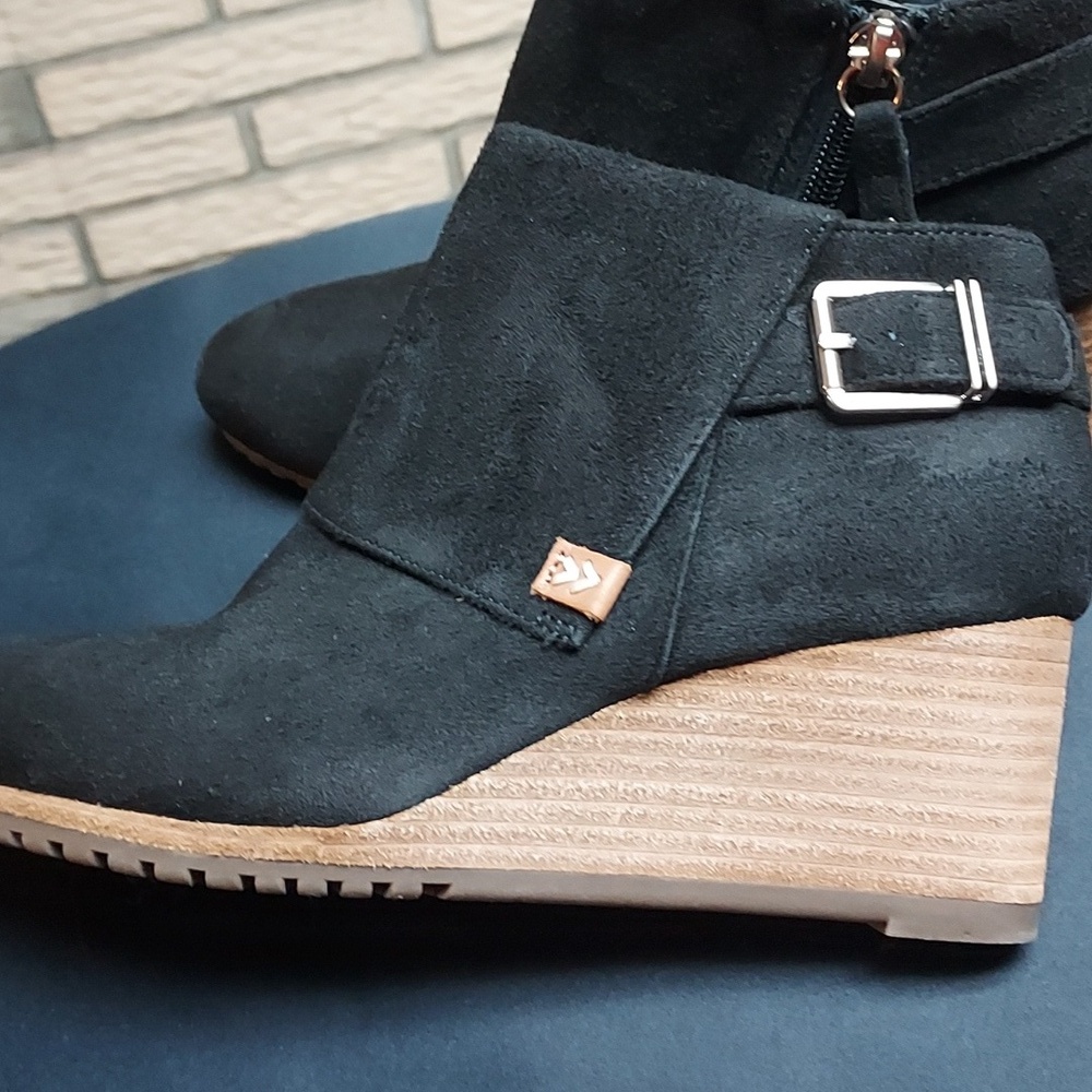 Dr Scholls Black Ankle Boots with Buckle Detail Sz 6.5